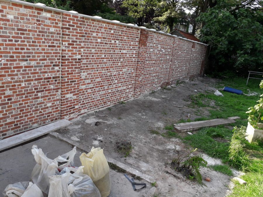 Oude Buitenmuur Afbreken En Opnieuw Metselen